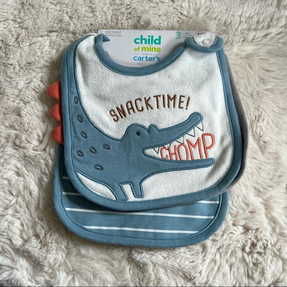 New bib set alligator elephant tiger